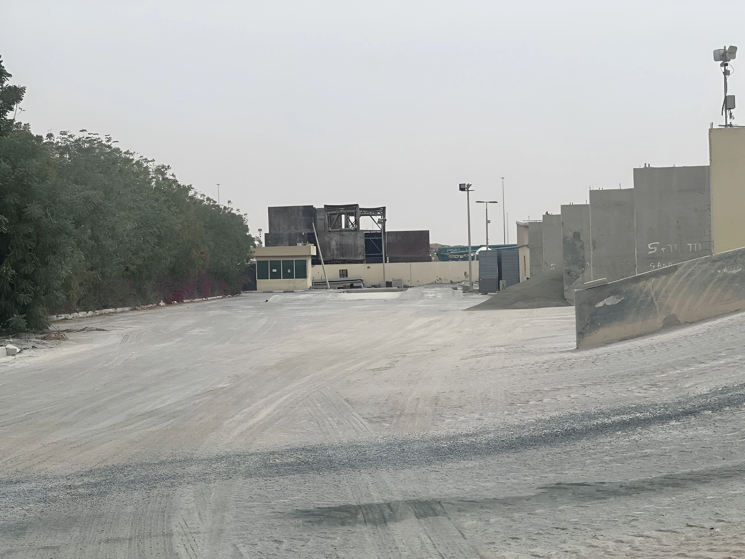 Batching plant silos